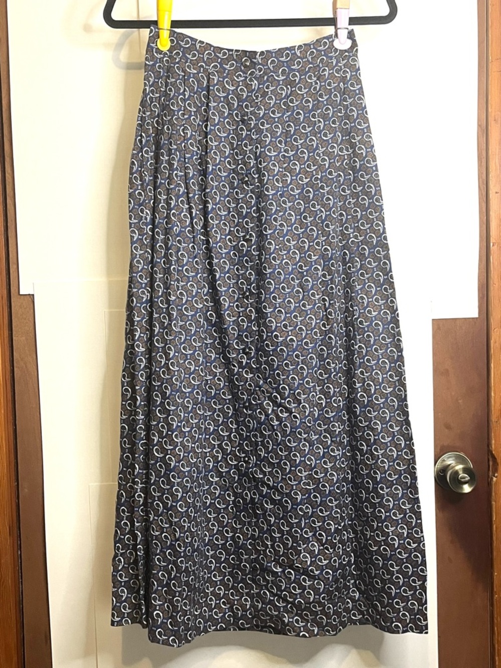 Sigrid Olsen Women’s (VTG M) Waist 26 Blue & Brown Paisley Maxi Skirt 90s